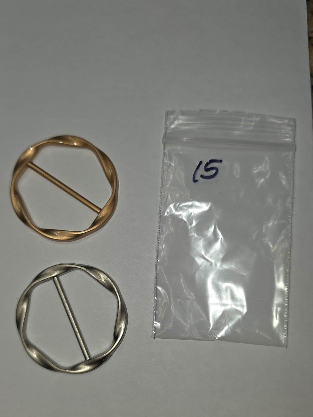 15. Round Twisted Metal Scarf/Tee Ring - Mattw Gold & Silver
